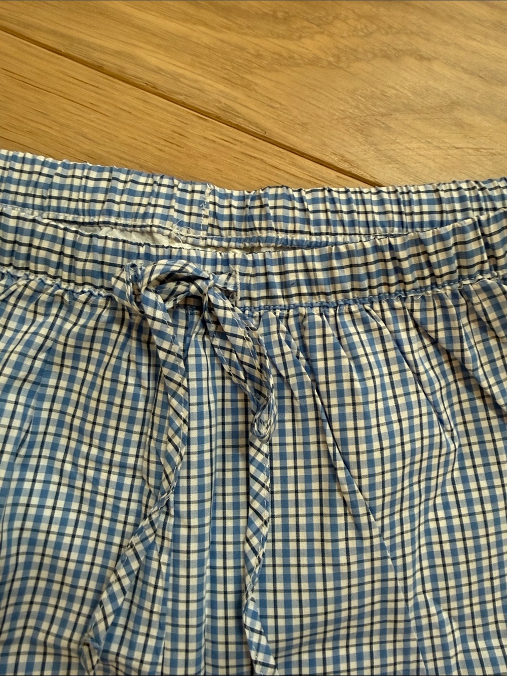 H&M Blue and White Checked Women’s Shorts - Picture 2 of 4